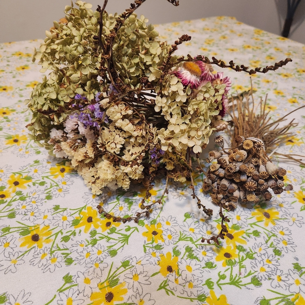 Very Fragile Real Dried Flower Bouquets